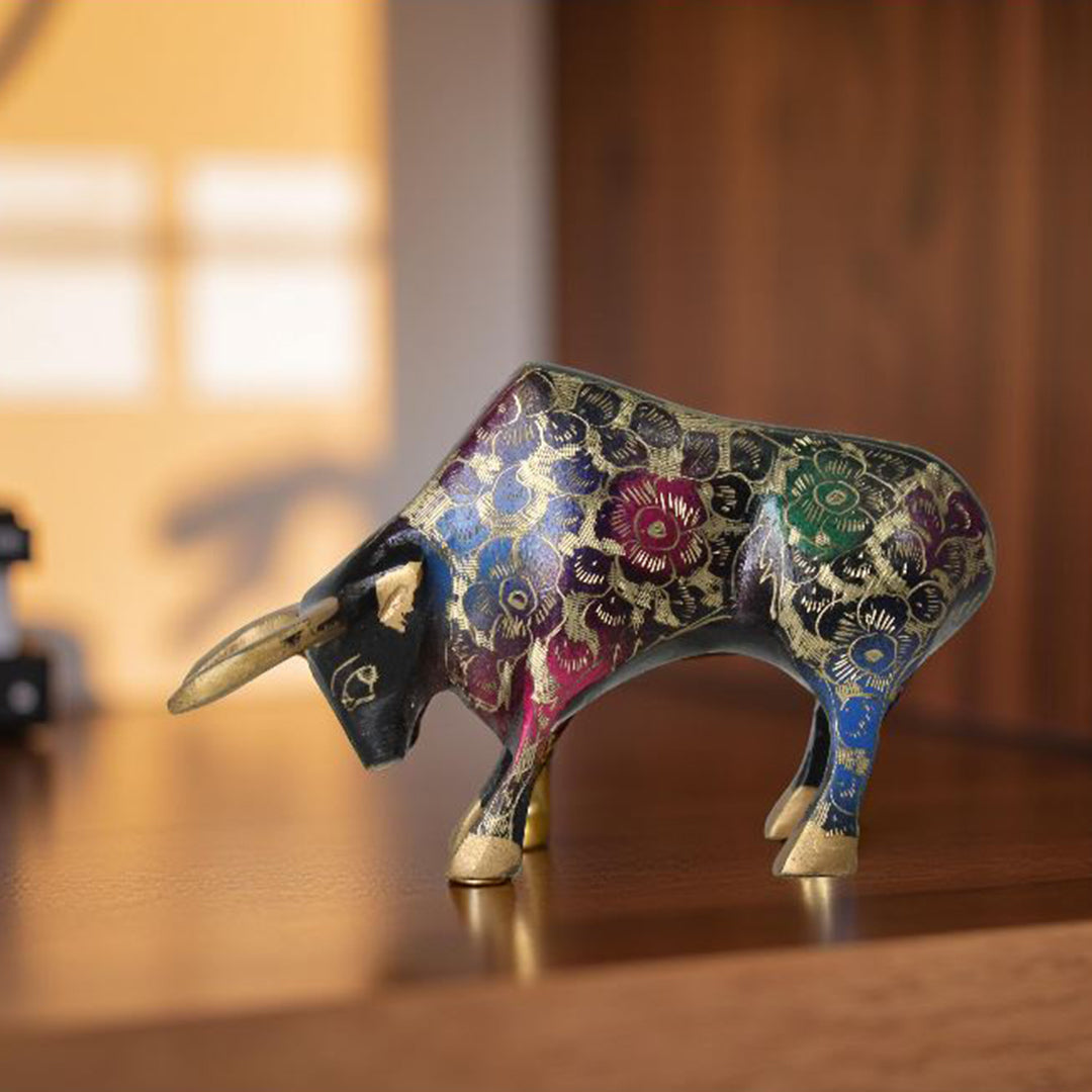 Hand Painted Brass Bull – Vintage Fighting Statue